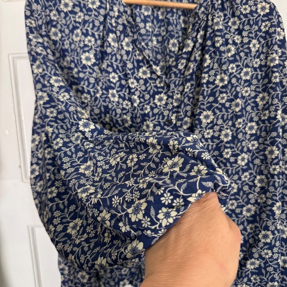 Ballon Sleeve Doen Blue Paisley Shirt - Picture 3 of 3